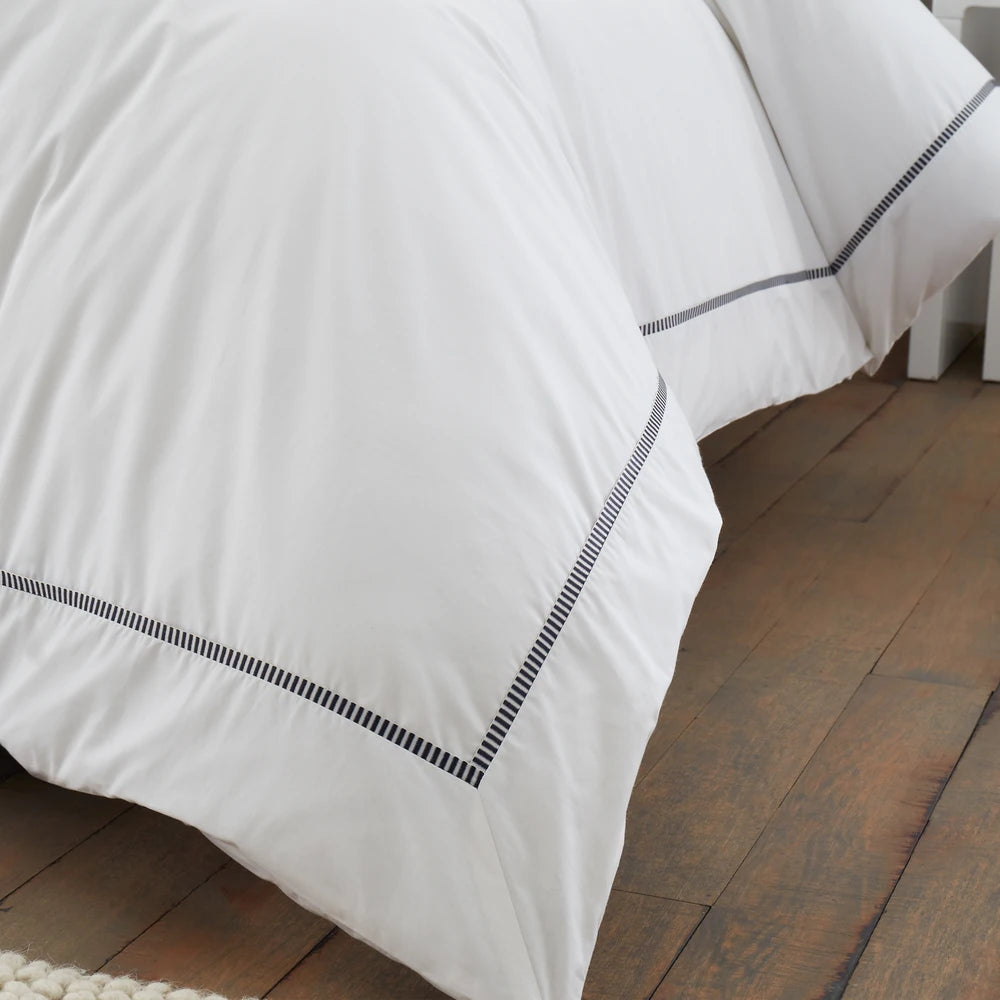 Bianca Contrast Trim Duvet Set | White & Black