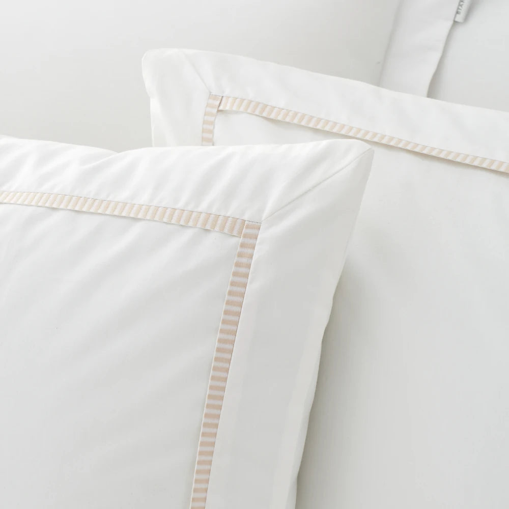 Bianca Contrast Trim Duvet Set | White & Natural