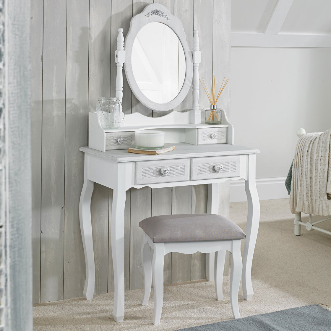Brittany Shabby Chic Lattice Bedroom Furniture
