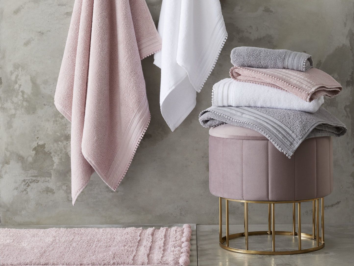 Catherine Lansfield Pom Pom Zero Twist Towels in Blush