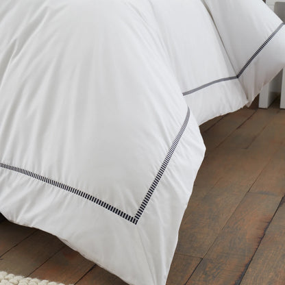 Bianca Contrast Trim Duvet Set | White & Black