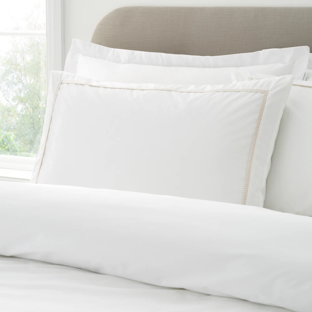 Bianca Contrast Trim Duvet Set | White & Natural