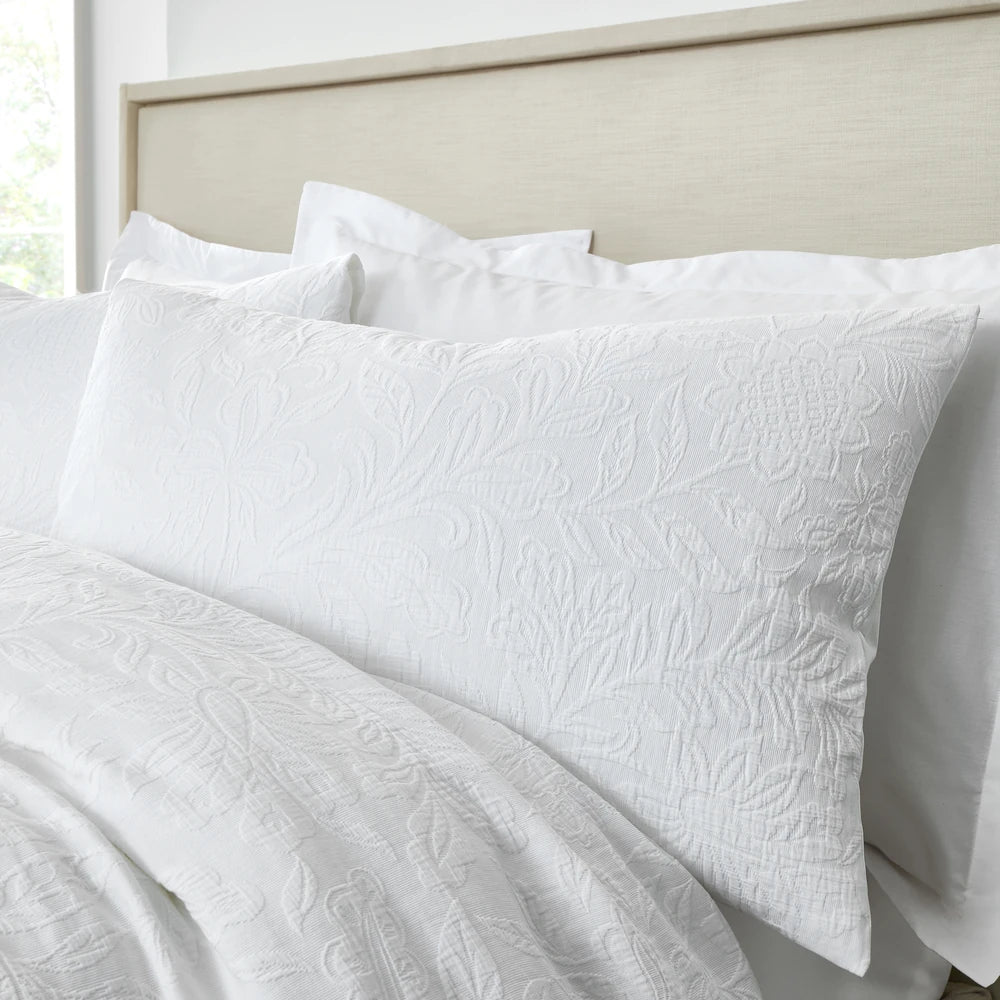 Bianca Fleur Matelassé Duvet Set | White