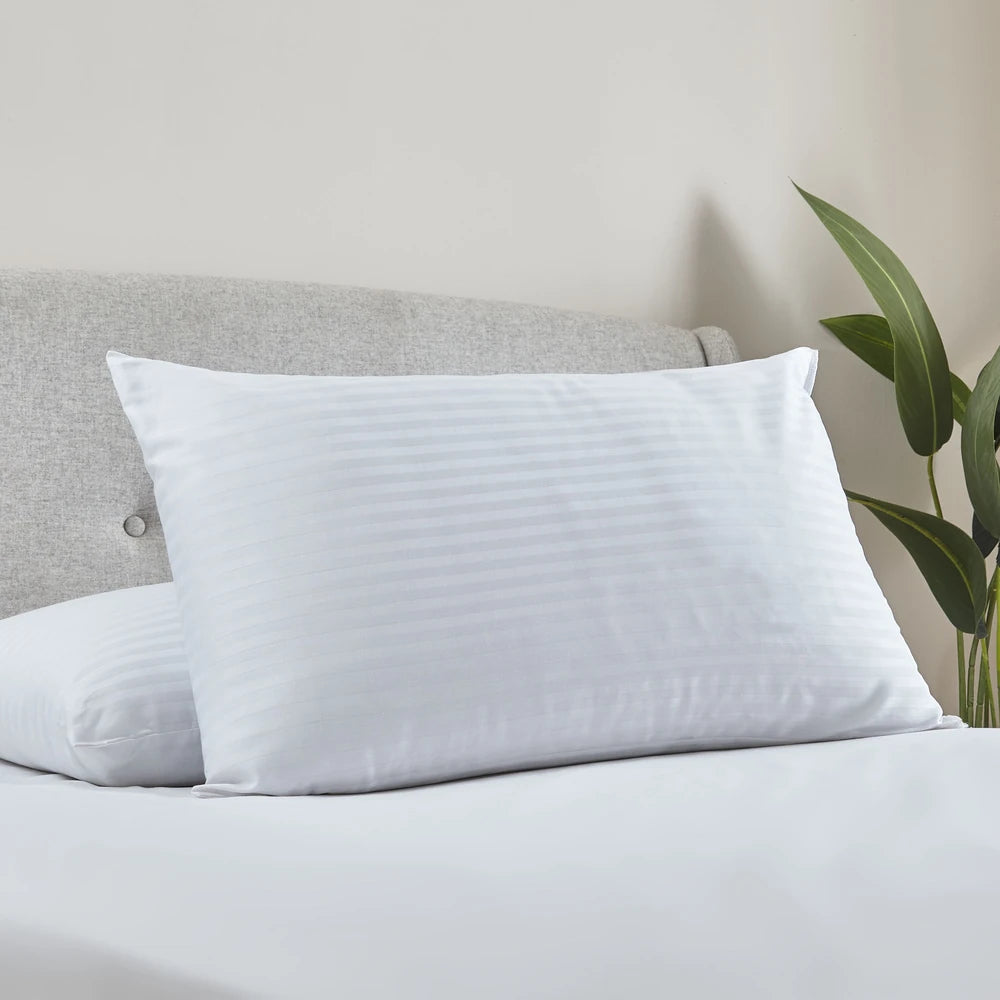 Catherine Lansfield Hotel 200 Thread Count Pillow Pair