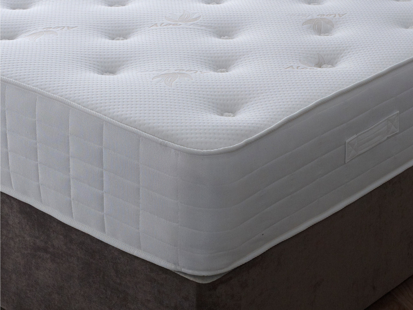 Ruby Luxury 800 Pocket Sprung Mattress - Firm