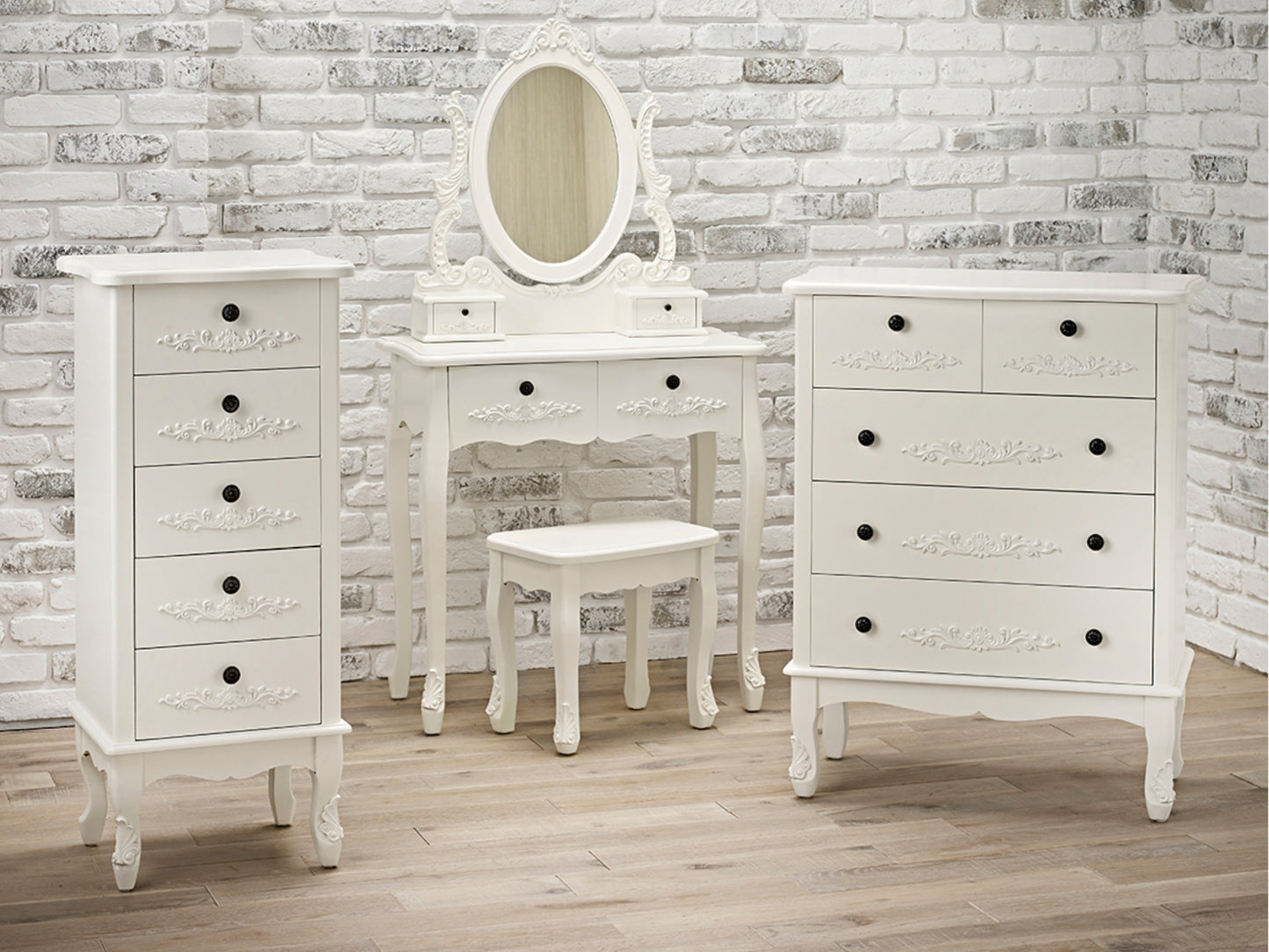 Antoinette Bedroom Furniture in White