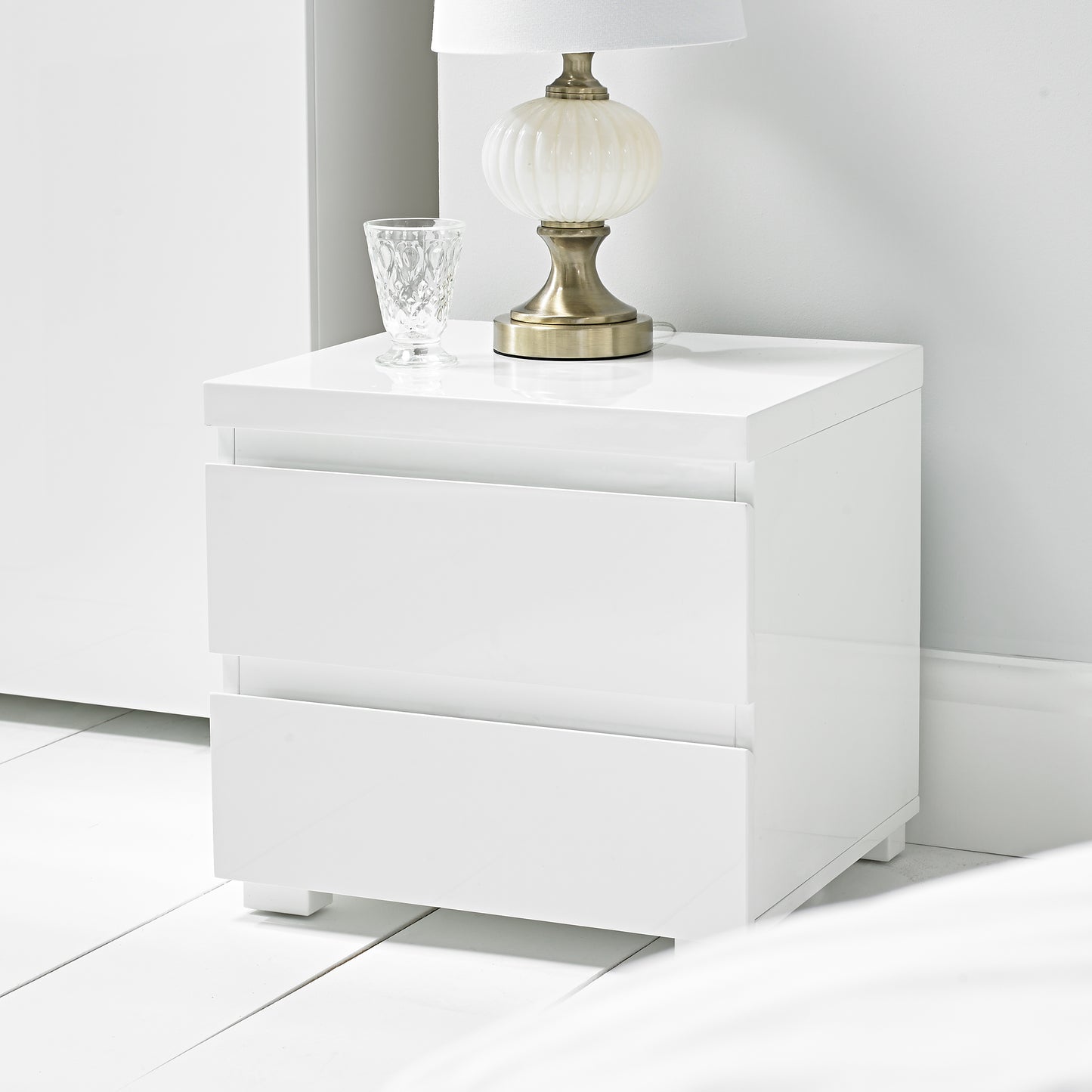 Puro Bedroom Furniture in White Gloss