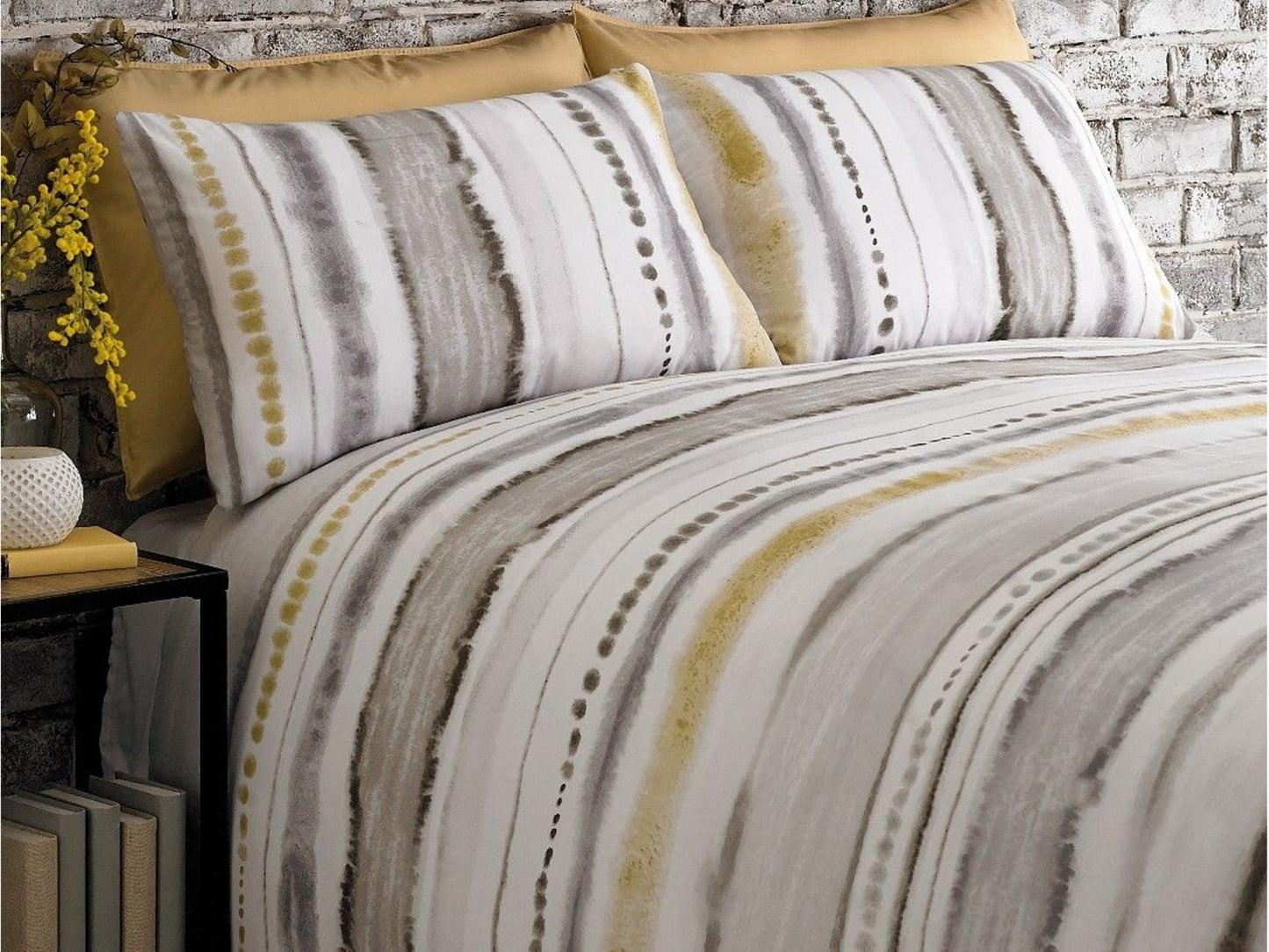 Woodstock Bedding Set Ochre